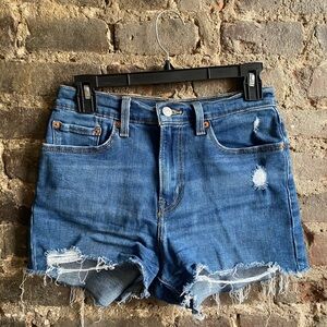 Levi Strauss High Rise Shorts Denim Jean Pockets Women's Size 28 Distressed